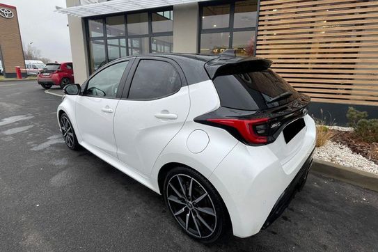 Toyota Yaris GR Sport 1.5 Hybrid