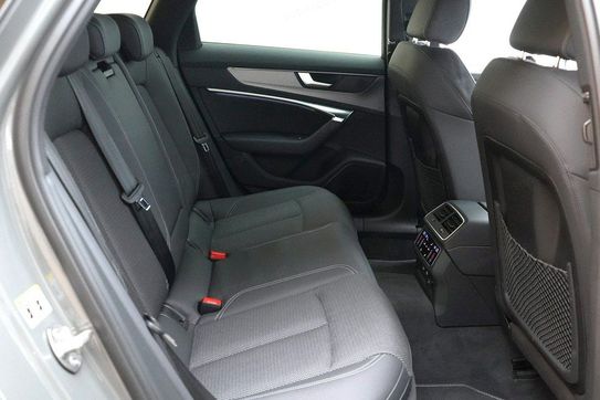 Audi A6 Avant 45 TFSI quattro S Line