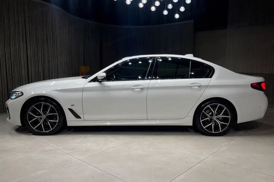 BMW Seria 5 520i M Sport