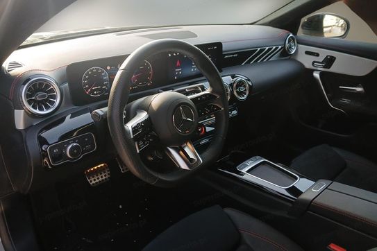 Mercedes CLA 35 AMG 4MATIC