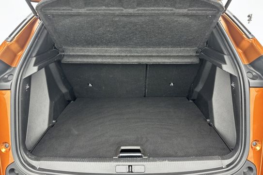 Peugeot 2008 GT 1.2 PureTech EAT8