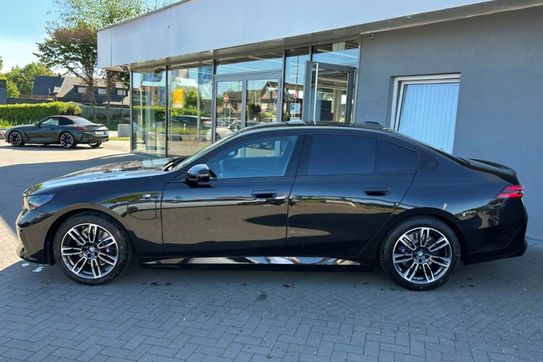 BMW Seria 5 550e xDrive M Sport