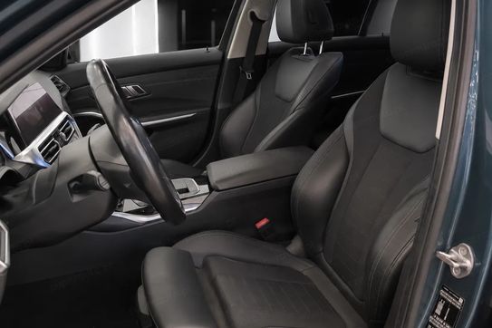 BMW Seria 3 318i