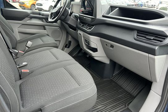 Ford Transit Custom 320 L2H1 Trend PHEV CVT