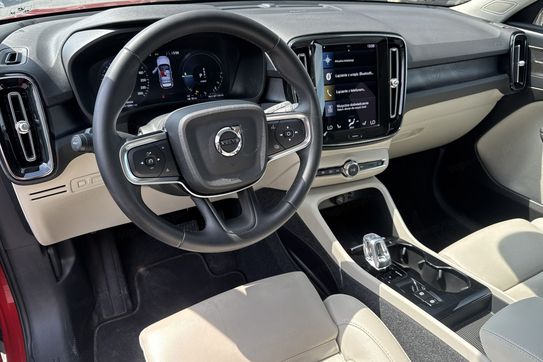 Volvo XC40 T5 Plug-In Hybrid Plus Bright