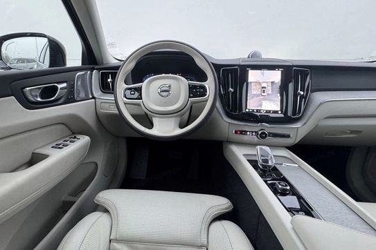 Volvo XC60 T8 Recharge Plug-In Hybrid AWD Ultra Dark