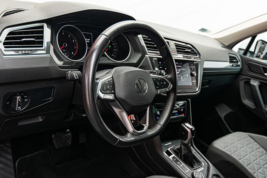 Volkswagen Tiguan 2.0 TSI Life 4Motion DSG