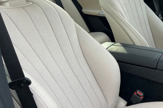 Mercedes E Klasa 220 d  4-Matic AMG