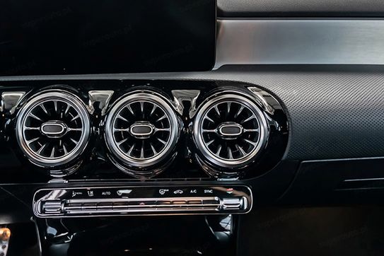 Mercedes CLA 200 AMG Line