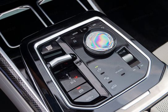 BMW Seria 7 M760e xDrive