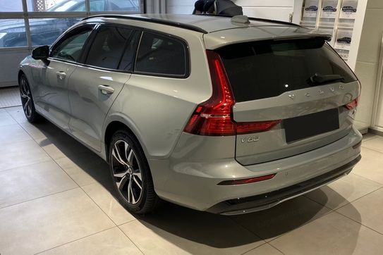 Volvo V60 B4 Plus Dark