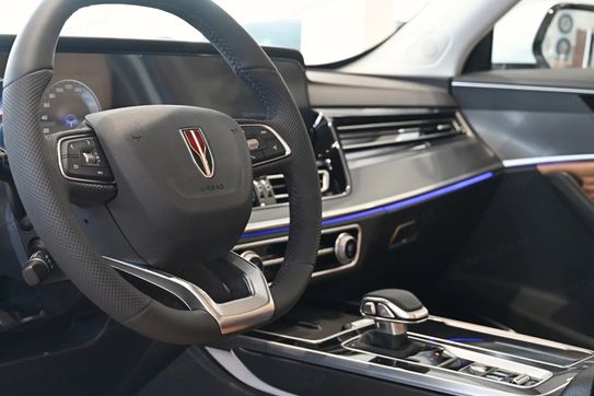 Hongqi HS5 Executive AWD 2.0T