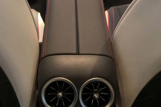 Mercedes CLA 220 4-Matic AMG Line