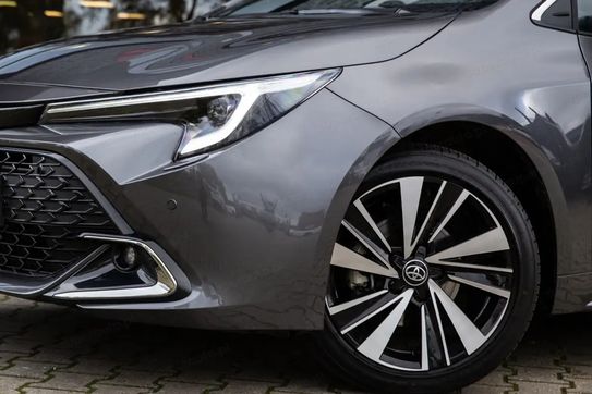 Toyota Corolla Style 2.0 Hybrid Dynamic Force