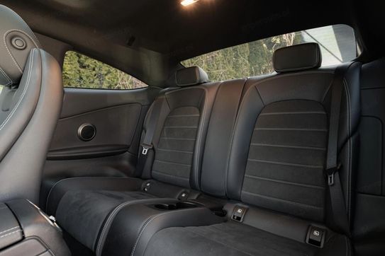 Mercedes Klasa C 300 9G-TRONIC