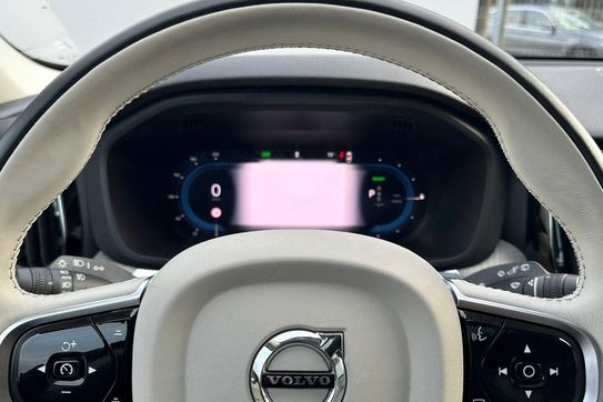 Volvo XC60 T8 Plug-In Hybrid AWD Plus Bright