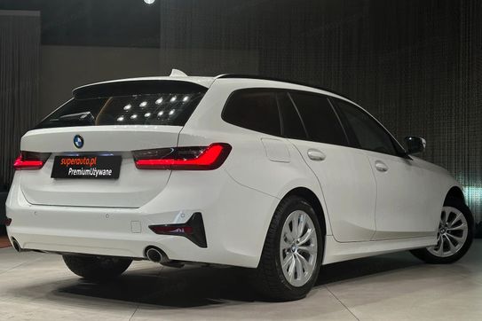 BMW Seria 3 Touring 318d Advantage