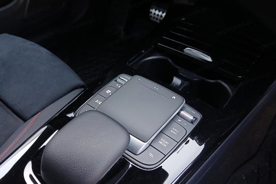 Mercedes CLA 200 AMG Line