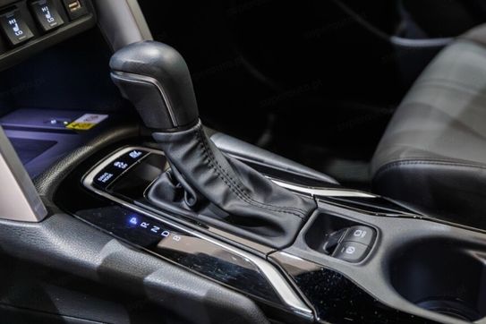 Toyota Corolla Cross 2.0 Hybrid Executive