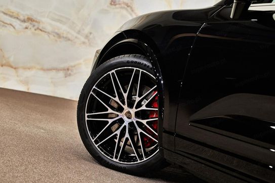 Porsche Macan Turbo