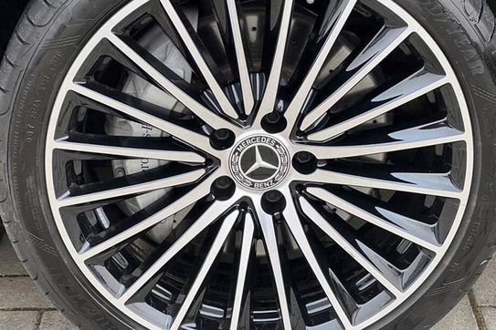 Mercedes Klasa C 220 d 4-Matic AMG