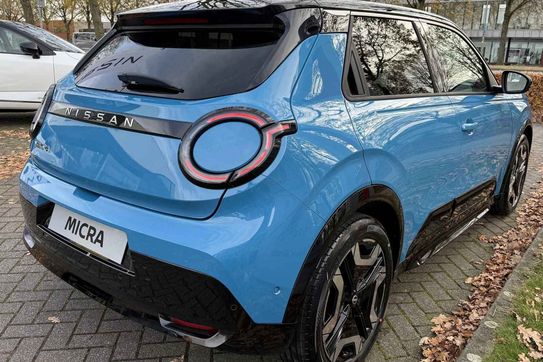 Nissan Micra Evolve 40kWh 2WD AT