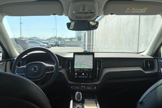 Volvo XC60 T6 AWD Ultra Bright