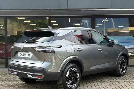 Nissan Qashqai N-Connecta Xtronic 1.3 DIG-T mHEV 4x4