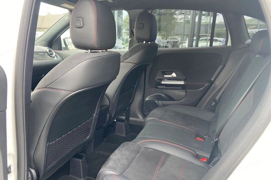 Mercedes GLA 200 mHEV AMG Line 7G-DCT