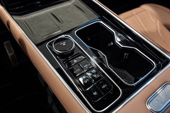 Chery Tiggo 9 Prestige 1.5 T-GDI Super Hybrid DHT 7os.