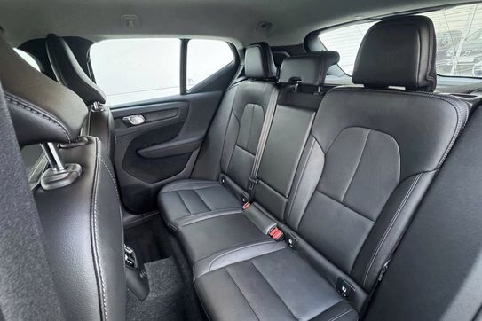 Volvo XC40 T5 Plug-In Hybrid Momentum Pro aut