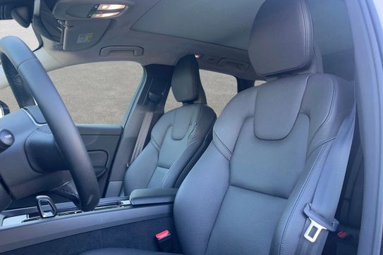 Volvo XC60 T6 Plug-in Hybrid AWD Plus Dark