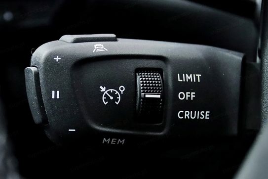 DS DS7 DS 7 1.6 PureTech Rivoli aut