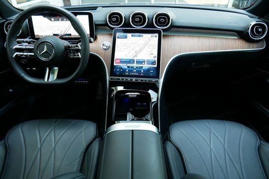 Mercedes Klasa C Kombi 220 d 4MATIC AMG Line