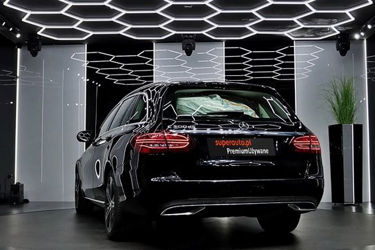 Mercedes Klasa C 300 de 9G-TRONIC