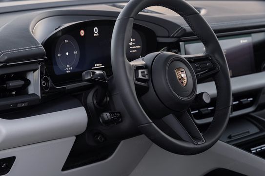 Porsche Macan 4