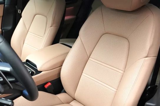 Porsche Cayenne Cayenne