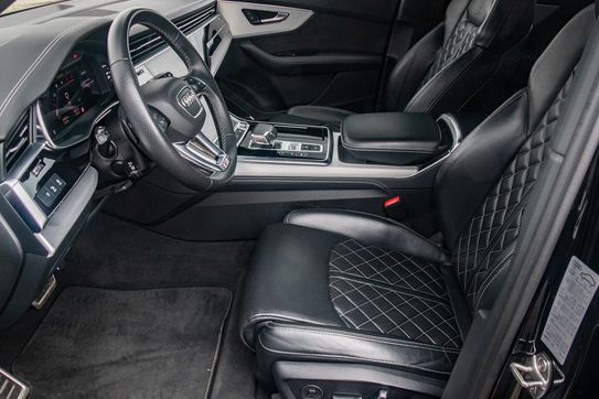 Audi Q7 50 TDI quattro S Line