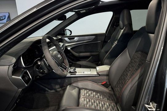 Audi A6 RS6 Avant TFSI quattro Performance