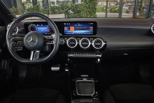 Mercedes CLA 220 4-Matic AMG Line