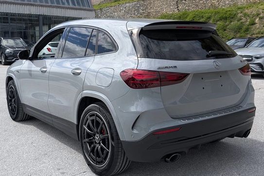 Mercedes GLA AMG 35  4-Matic