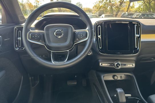 Volvo XC40 T4 Plug-In Hybrid Plus Bright