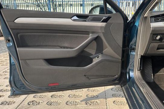 Volkswagen Passat Business 2.0 TDI EVO  DSG