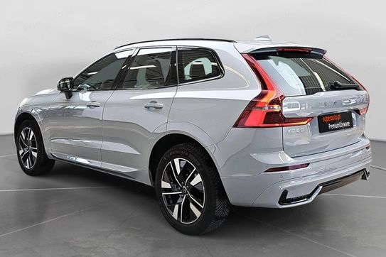 Volvo XC60 B5 B AWD Plus Dark