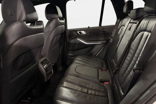 BMW X5 M50D