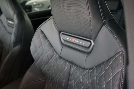 Audi A6 TDI quattro S line Avant