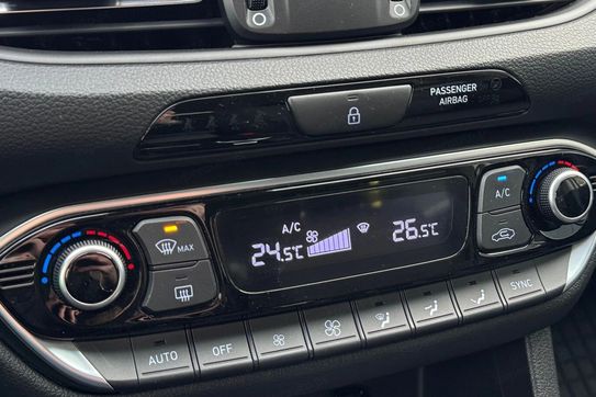 Hyundai i30 1.0 T-GDI Smart DCT