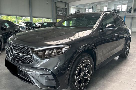 Mercedes GLC 200 4-Matic AMG Line