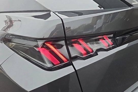 Peugeot 3008 1.2 PureTech S&S EAT8