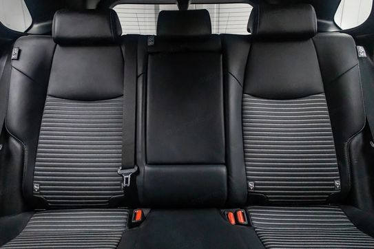 Toyota RAV4 2.5 Hybrid Black Edition By Jbl 4X4